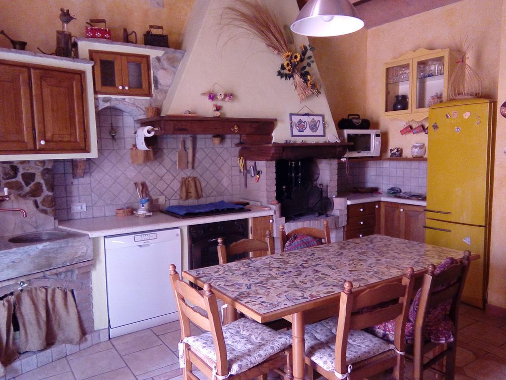Carlo'S Country House Castellina Marittima Exterior foto